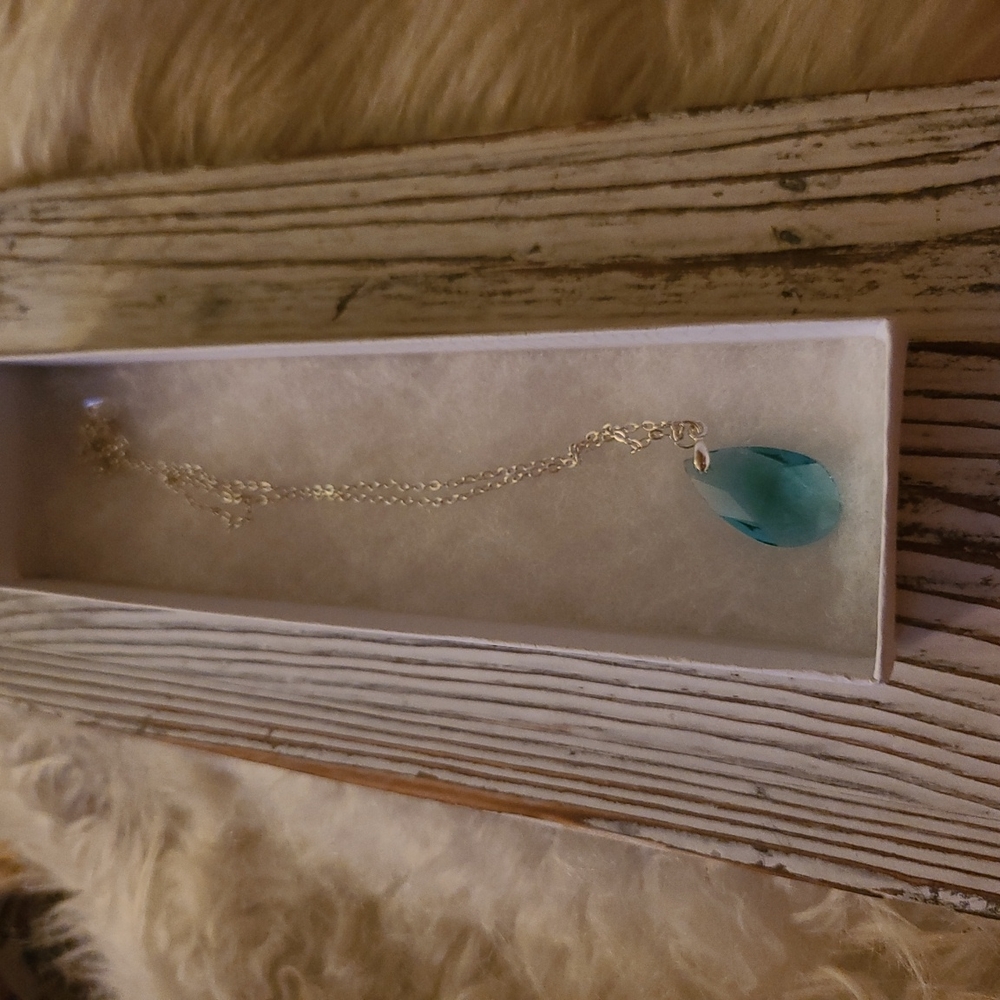 LBVYR Fashion Jewelry Faux Blue Stone Faux 💙 Faux silver Chain